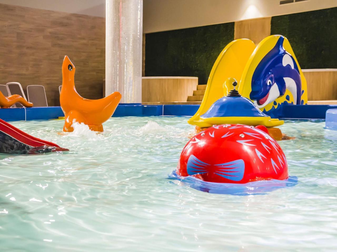 Vacationclub - Pegaz Apartament 15 Świnoujście Exteriör bild
